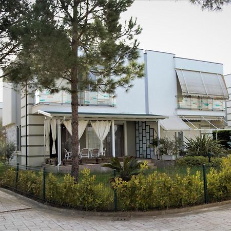 Vila Artino Durrës Exteriér fotografie