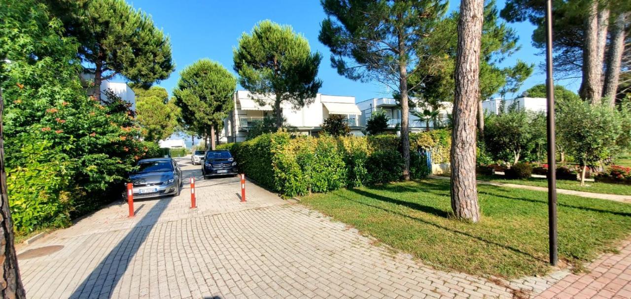 Vila Artino Durrës Exteriér fotografie